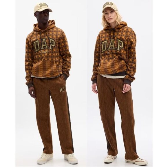 Gap x Dapper Tops - NWT Gap x Dapper Dan DAP GAP Unisex M/L Houndstooth Hoodie & Pant Set Brown/Gold